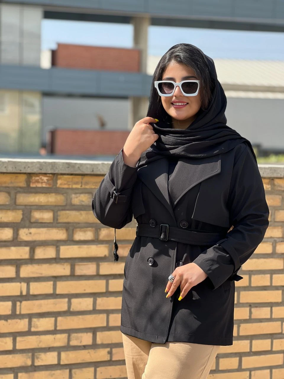 بارونی یقه آمریکایی زنانه