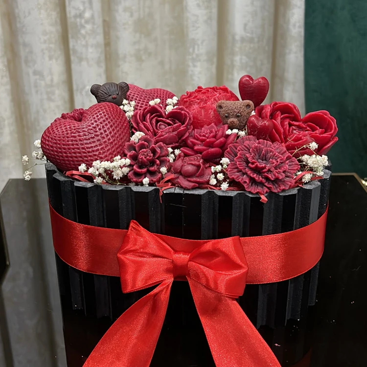 باکس گل جاودان شمع ولنتاینی