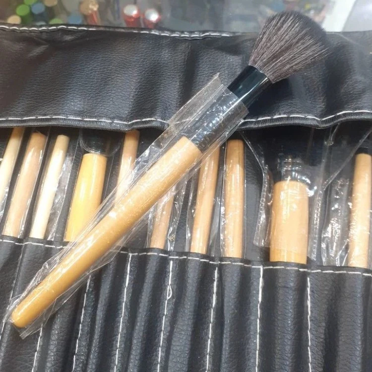 براش ست چرمی 24 تیکه چوبی خوش،دست و باتراکم بالا