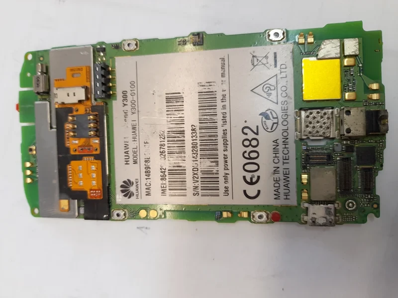 برد Huawei y300