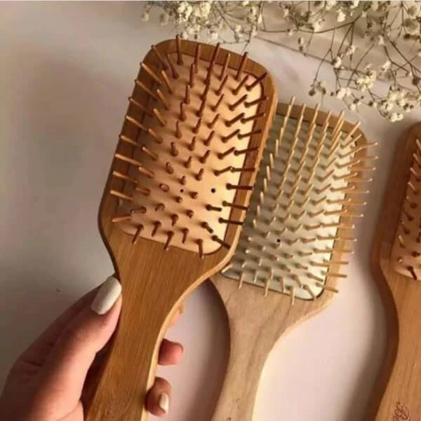 برس بدنه چوبی با داندانه های چوبی