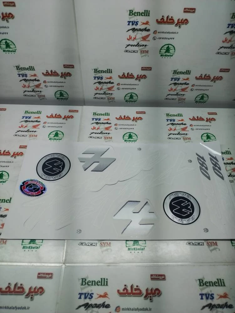 برچسب (ارم) کامل باک و دمی موتور پالس 180 ug3