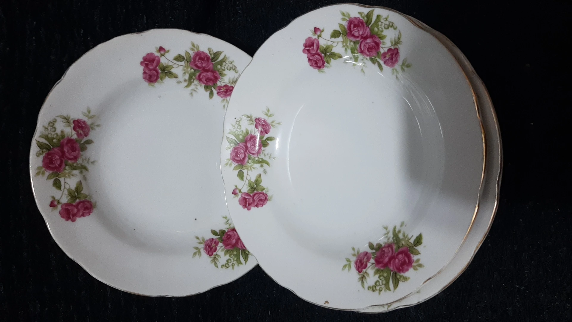بشقاب گود ۱۸سانتی گلسرخی ژاپن
