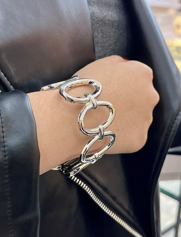 بنگل ( تکپوش ) نقره‌ای کد 240194