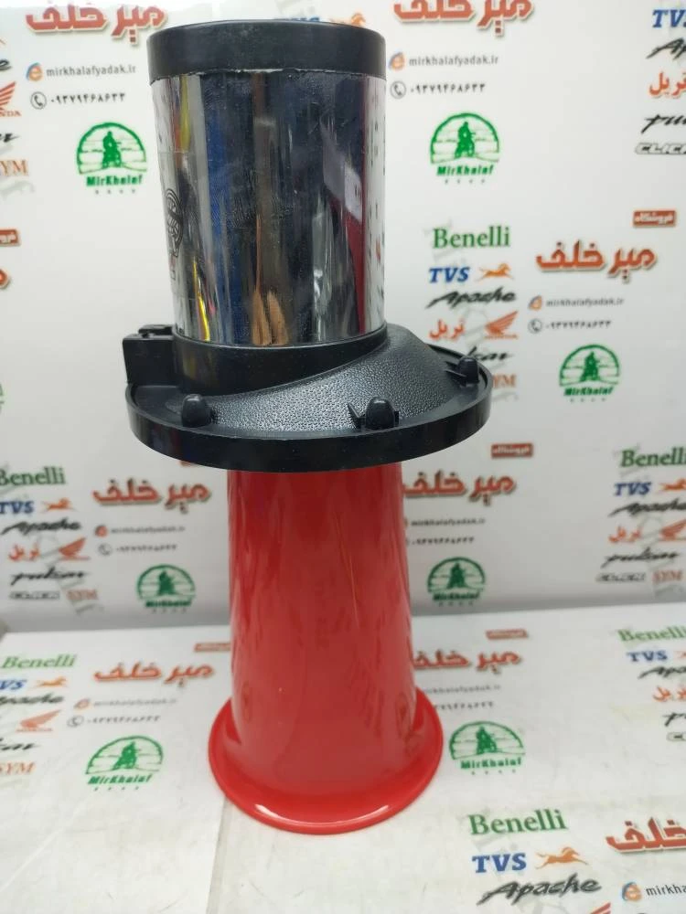 بوق بزرگ گاوی خرناسی قرمز