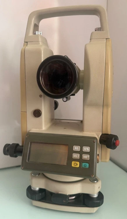 تئودولیت دیجیتال آستور مدل EDT - 20 L