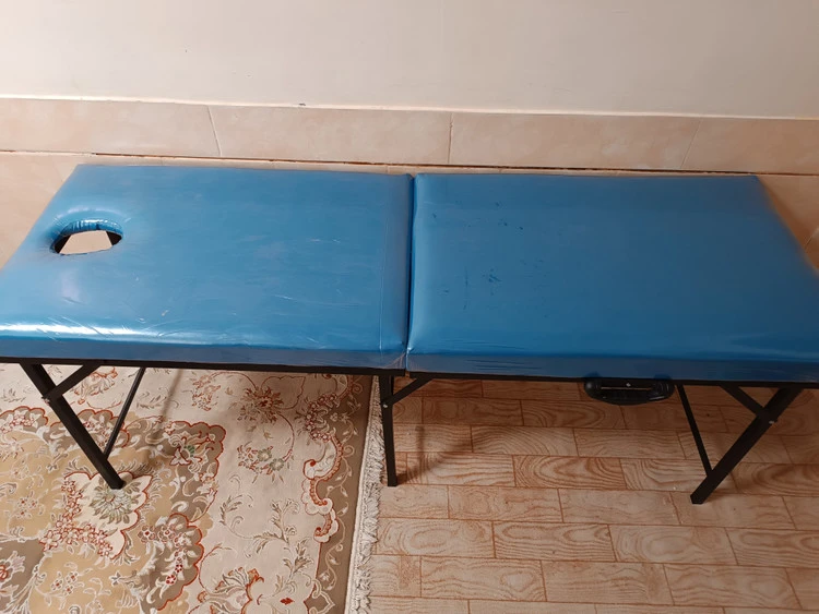 تخت ماساژ تاشو چمدانی پرتابل چرم آبی