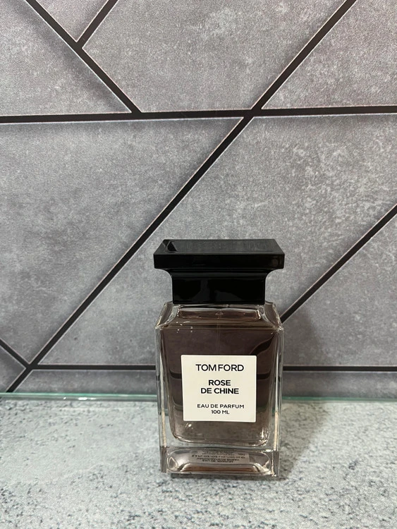 تسترادکلن تام فورد رز د چاین برند مستر عطر