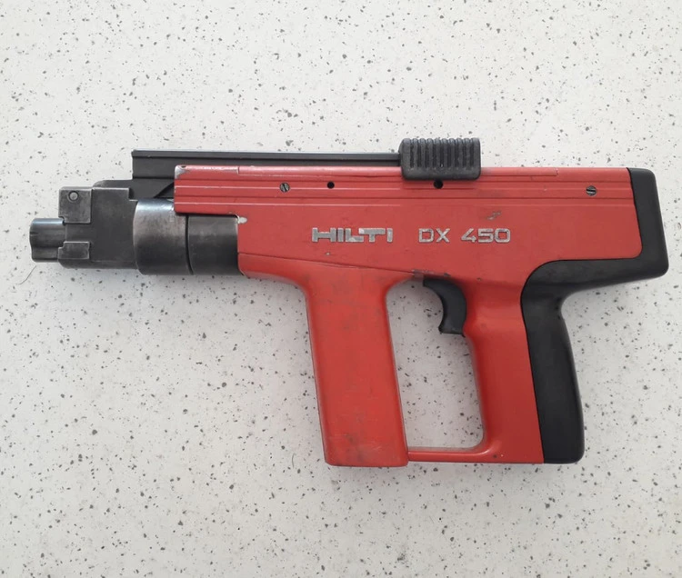 تفنگ میخکوب مارک هیلتی مدل DX450 کارکرده