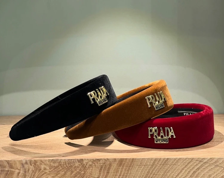تل وارداتی مارک PRADA