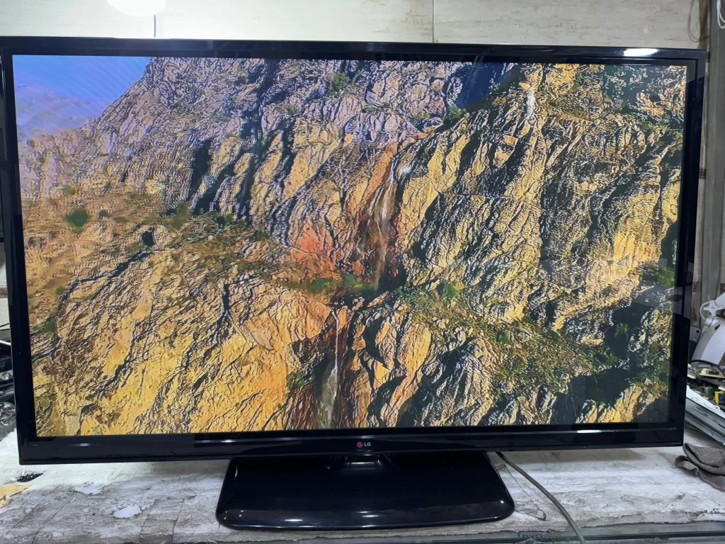 تلویزیون ۵۰ اینچ ال‌جی اصل کره 50pb56000GI
