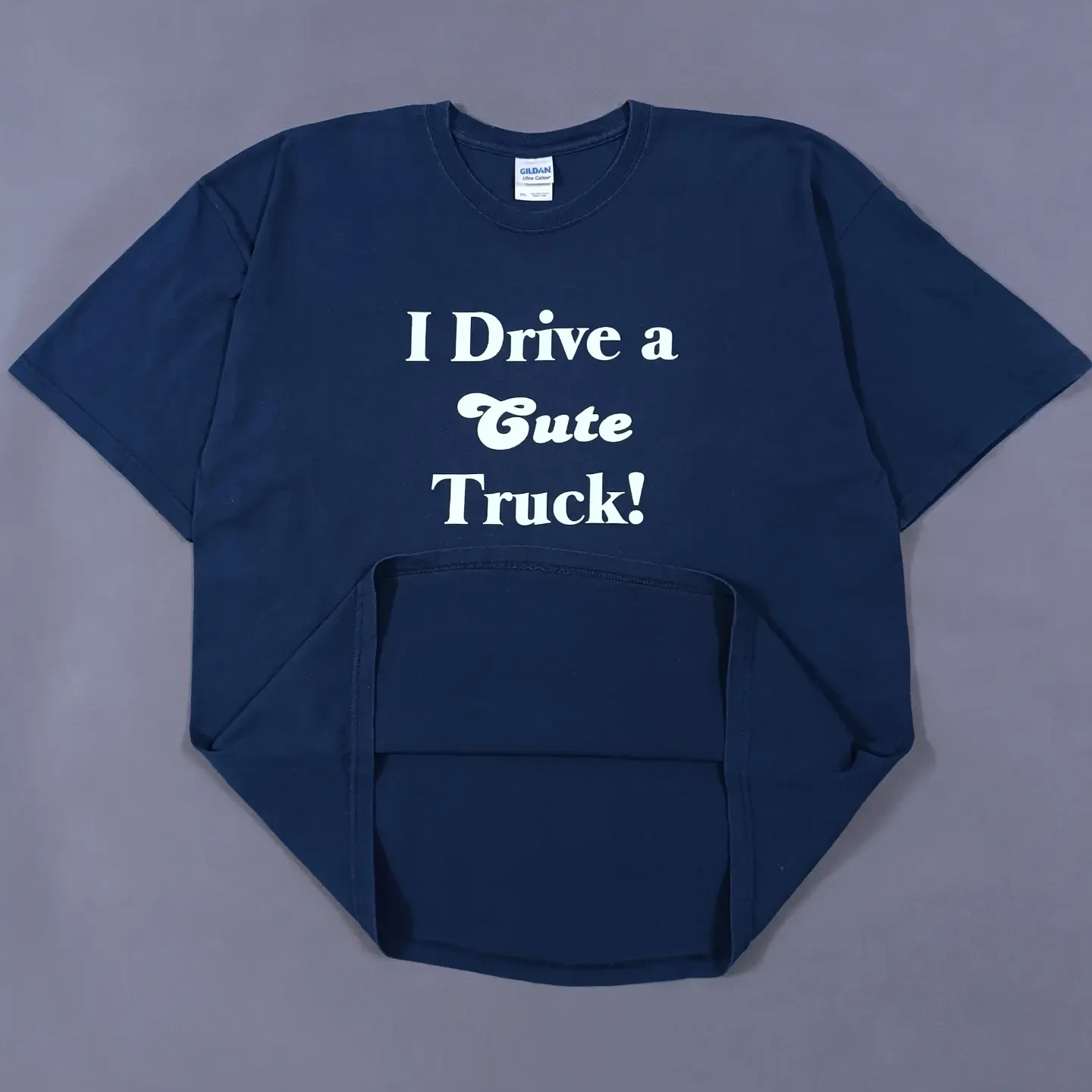 تیشرت اورجینال برند با کیفیت و معروف Gildan امریکا مدل I drive a cute truck