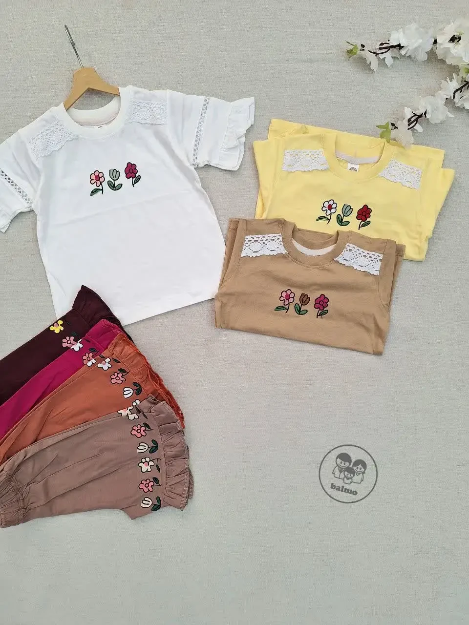 تیشرت شلوارک گلها