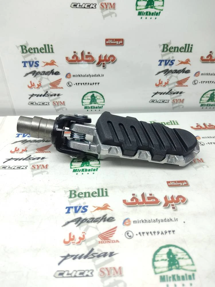 جا پایه جلو سمت راست موتور بنلی 180 اصلی