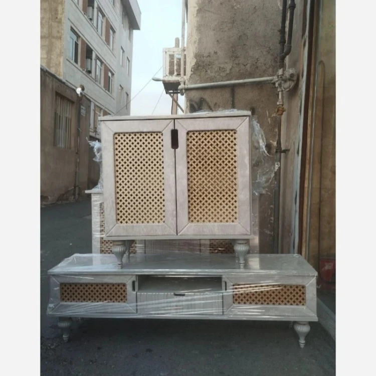 جاکفشی و میز تلوزیون حصیری (پس کرایه)