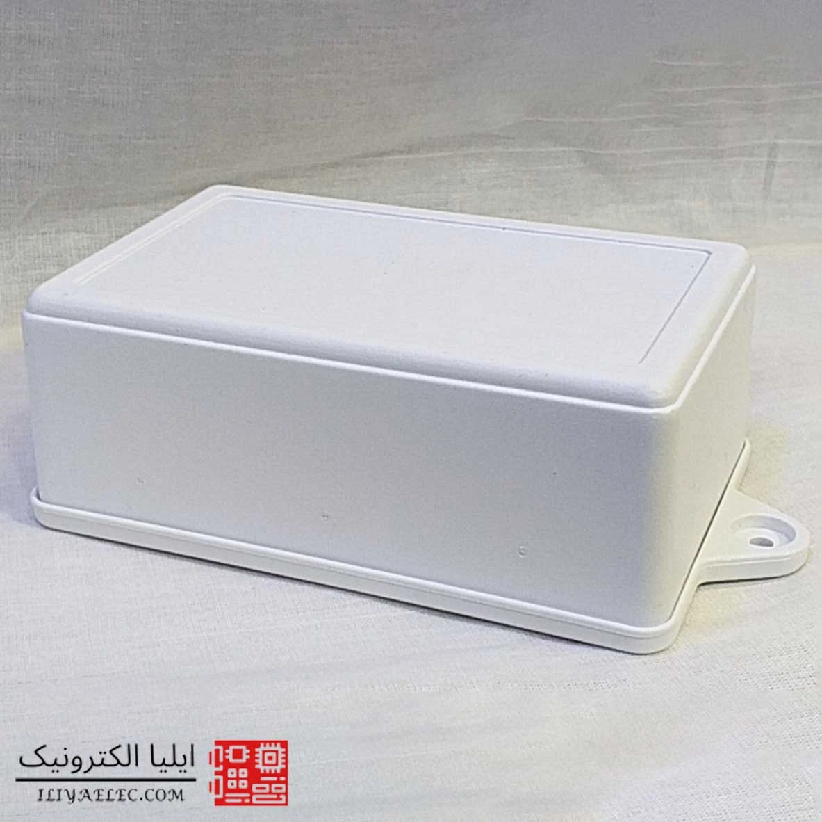 جعبه برد 4در7در10 گوشواره جا پیچ دار سفید