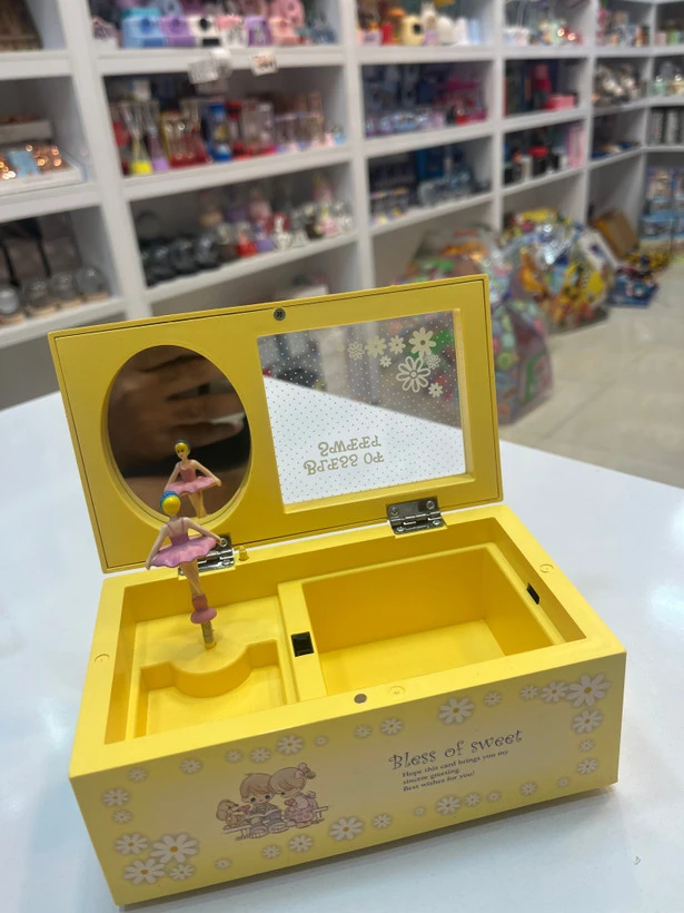 جعبه موزیکال MUSIC BOX NO:101C