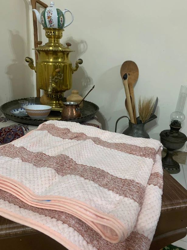 حوله استخری راه‌راه پنبه‌ای نرم‌گیاه