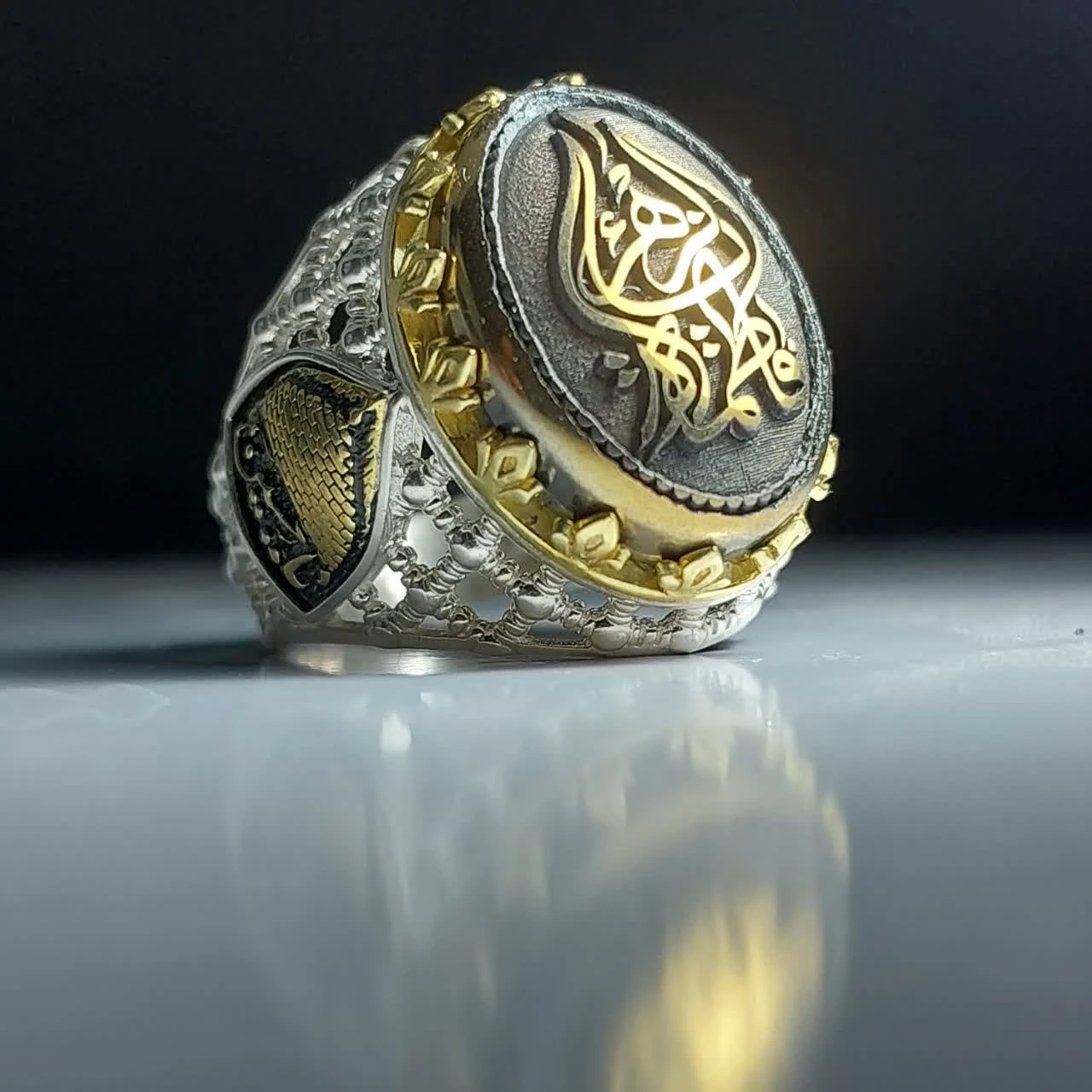 خرید انگشتر حدید صینی خطی با ذکر یا فاطمه الزهرا (س) کد ۱۸۷۰