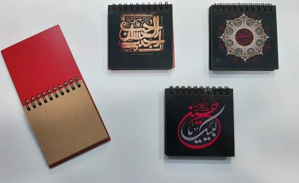 خرید دفترچه عکسدار چوبی محرمی ۱۱×۱۱ – خاص، ماندگار و نماد عشق حسینی