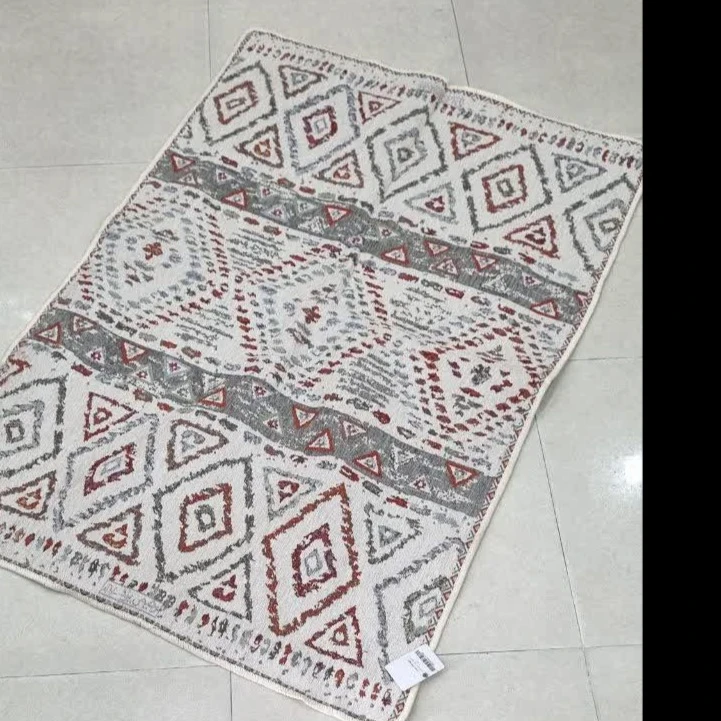خرید روفرشی اعلا طرح دست بافت 1/5 متری - در فروشگاه شایلا