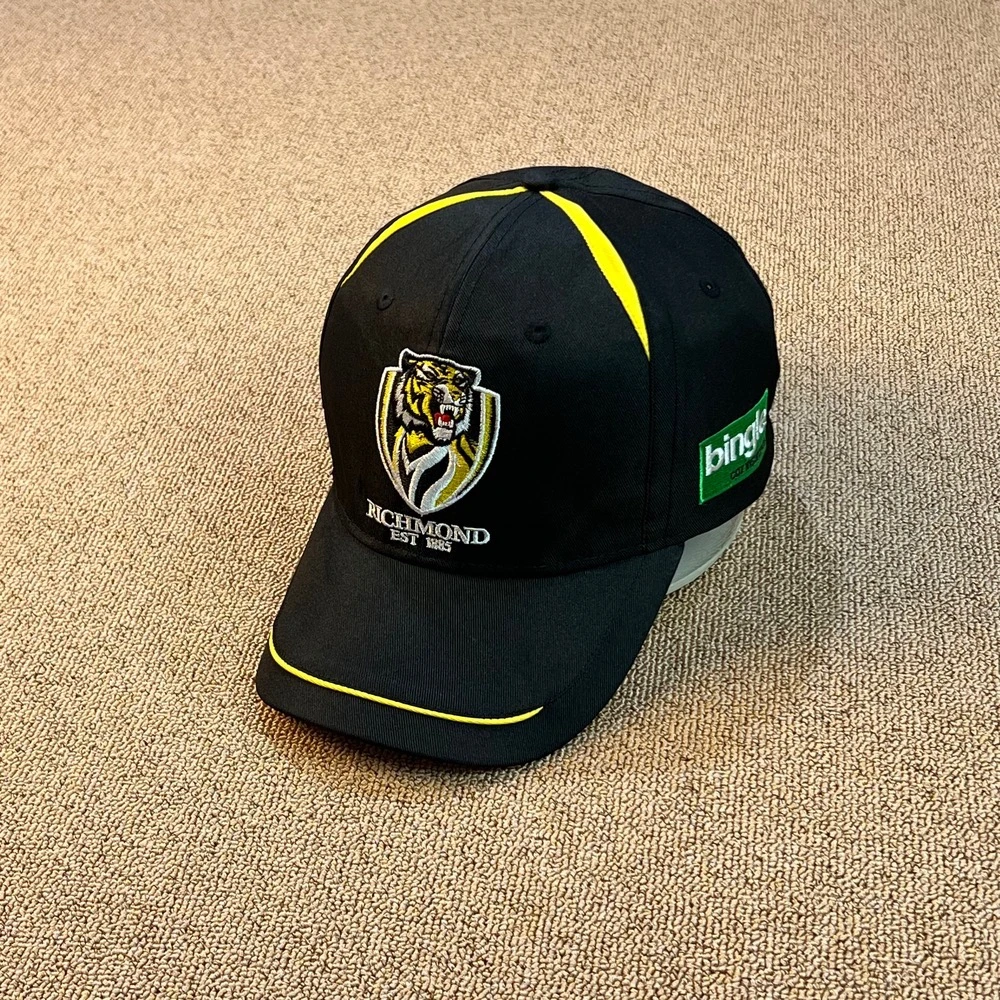 خرید کلاه کپ مشکی اورجینال طرح TIGER-استوک مارکباز