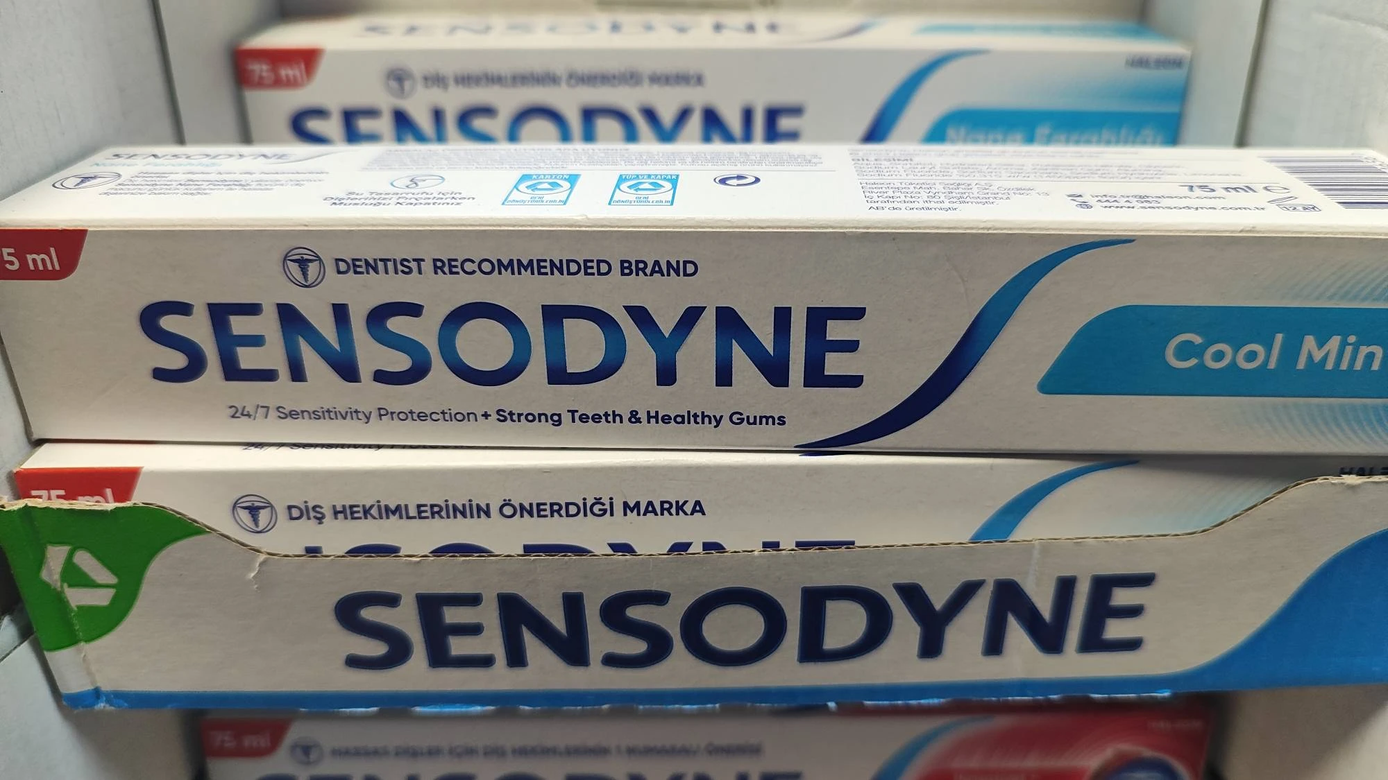 خمیر دندان سنسوداین Sensodyne مدل COOL MINT اصل و اورجینال واردات از منطقه آزاد ارس