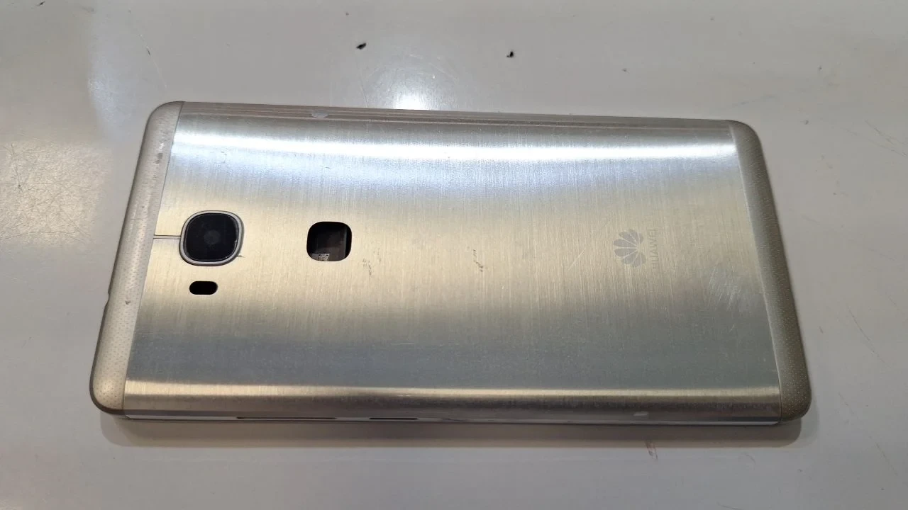 درب پشت Huawei 5x