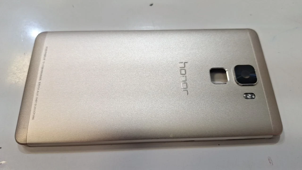 درب پشت هانور honor 7