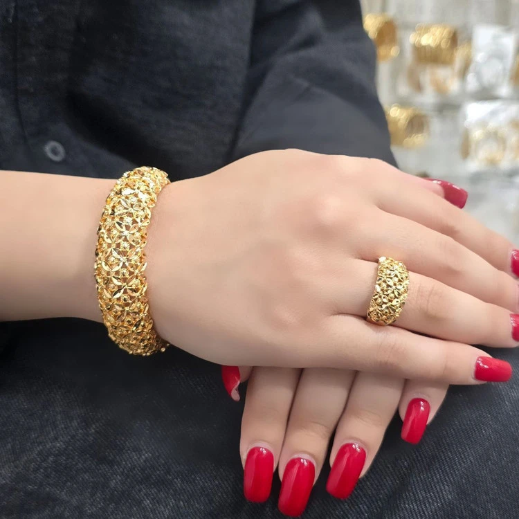 دستبند، انگشتر طرح طلای زنانه، مدل توری، جنس خارجی، رنگ ثابت💍