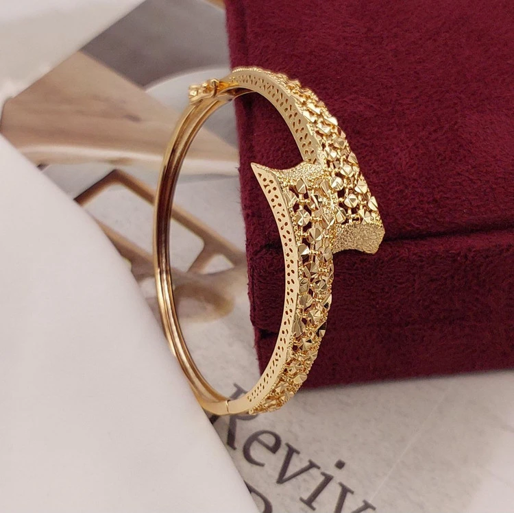 دستبند طرح طلای زنانه،در 2مدل شیک و خاص،دارای سایزبندی💍