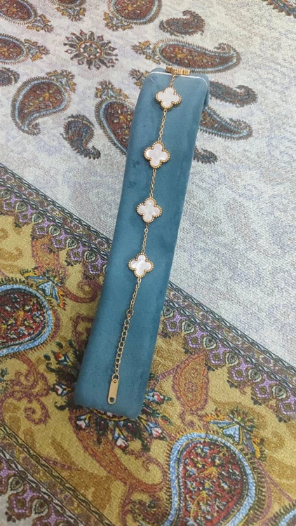 دستبند ونکلیف سفید