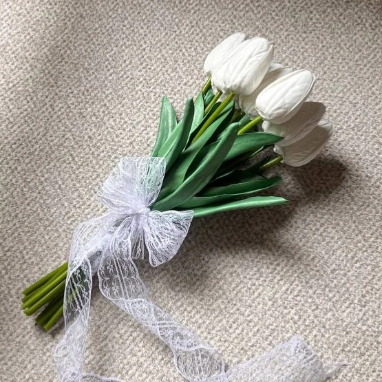 دسته گل لاله فومی 12 شاخه