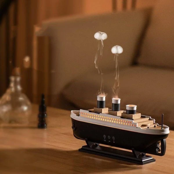 دستگاه بخور سرد و رطوبت‌ساز طرح کشتی مدل Titanic با چراغ LED