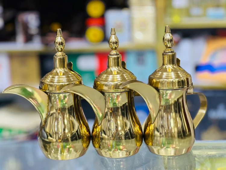 دله قهوه استیل ۱۷ سانت هندی طلایی