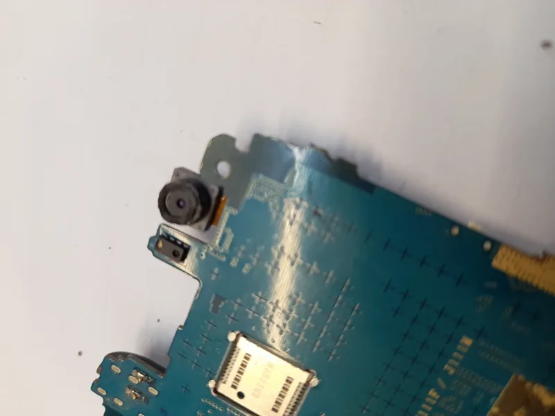 دوربین جلو Samsung galaxy j1 ace