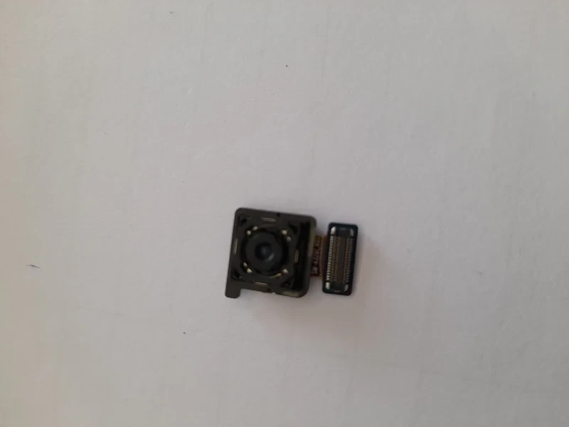 دوربین پشت Samsung a320