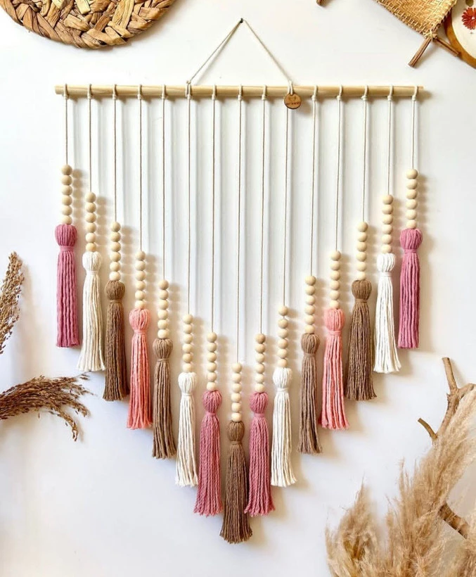 دیوارکوب مکرومه منگوله دار