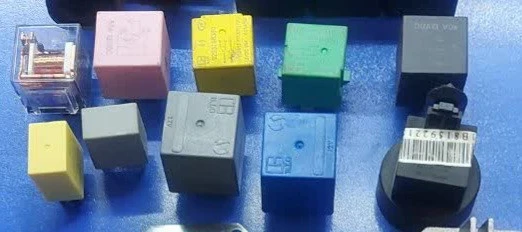 رله پنج پایه کلاهک دار ( فن رادیاتور و کمپرسور کولر)
