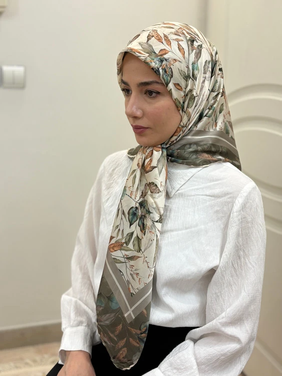 روسری ابریشم گل بهاری