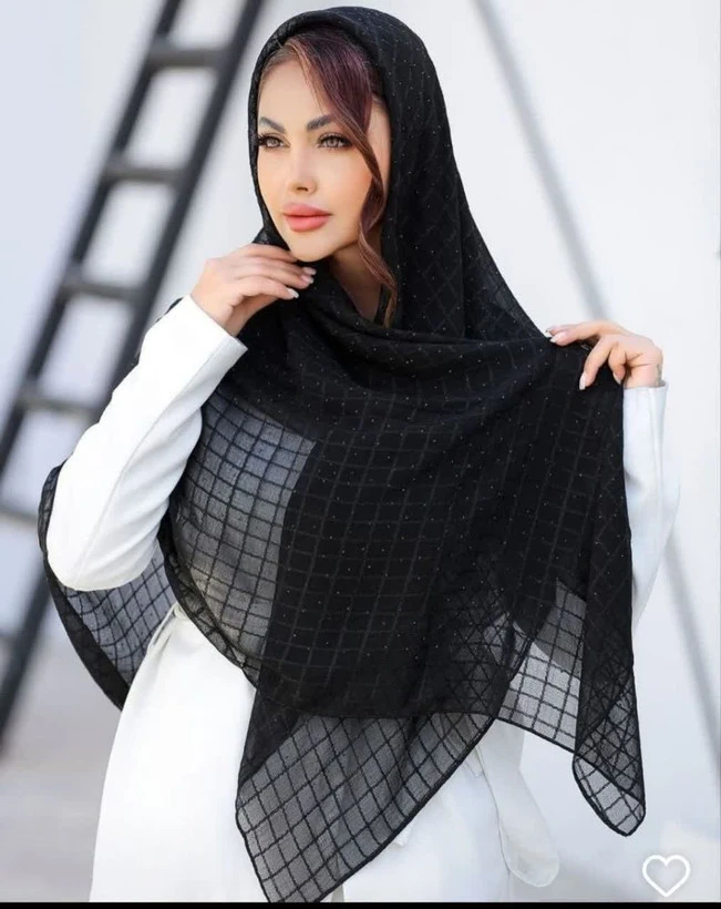 روسری حریر نگینی قواره ۱۳۰