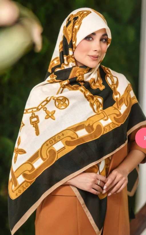 روسری زنانه نخی سیا اسکارف قواره ۱۴۰