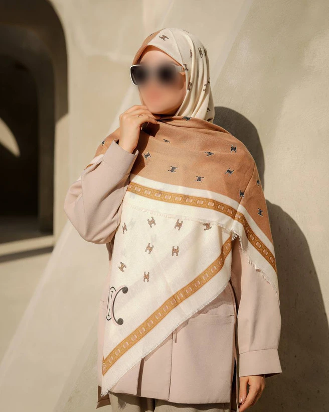 روسری زنانه نخی قواره ۱۴۰ سیا اسکارف