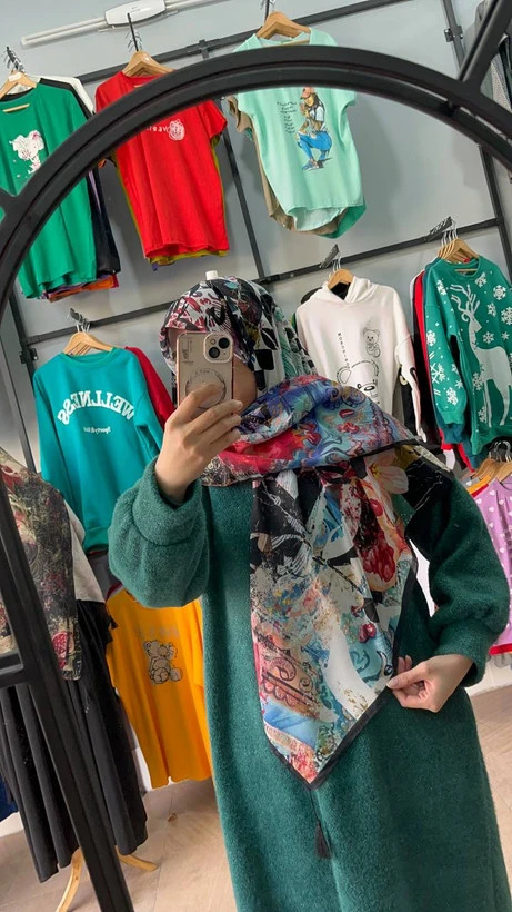 روسری زنانه یلدای نخی قواره ۱۴۰