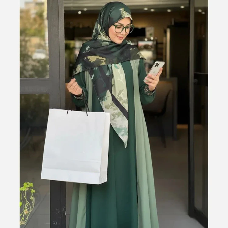 روسری طرح آتوسا سایز 140 نخی چرخ دوز شیک و خاص مناسب همه جا