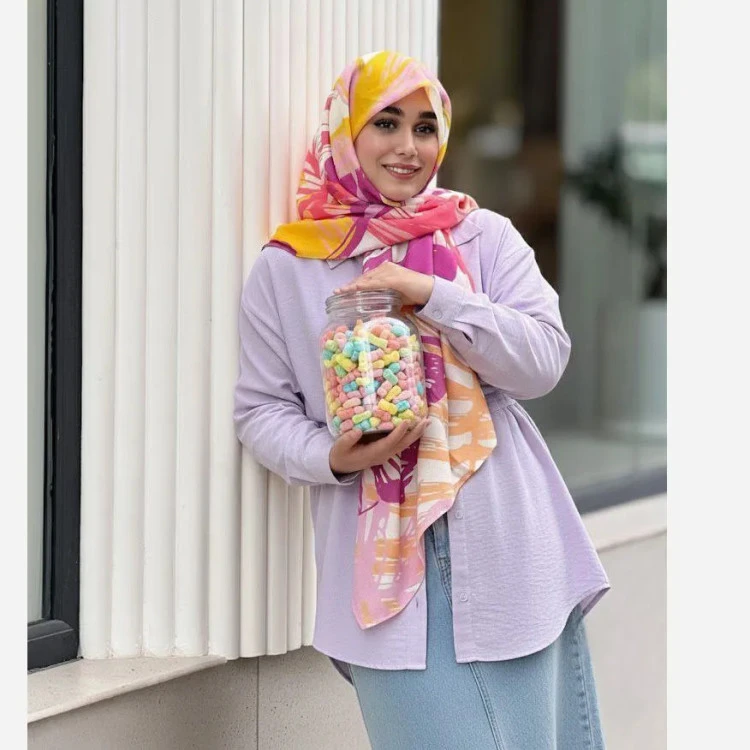 روسری طرح دار نخی سایز بزرگ مدل روشا چرخ دوز