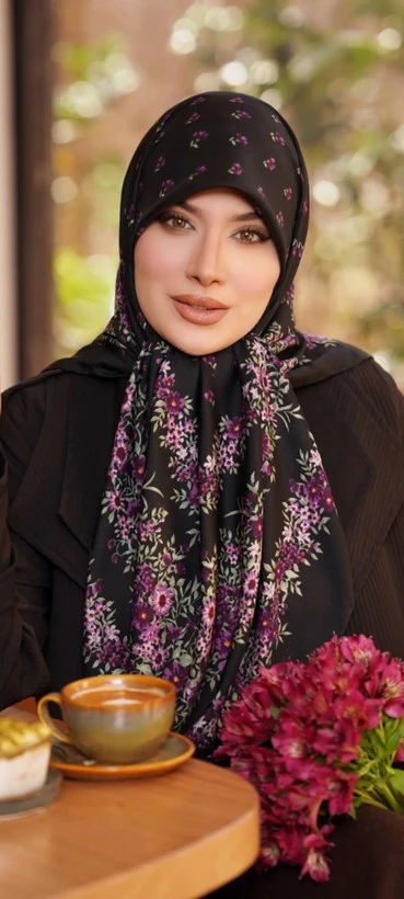 روسری مجلسی زنانه جنس ابریشم توییل زنانه ۱۴۰ طرح گل ریز
