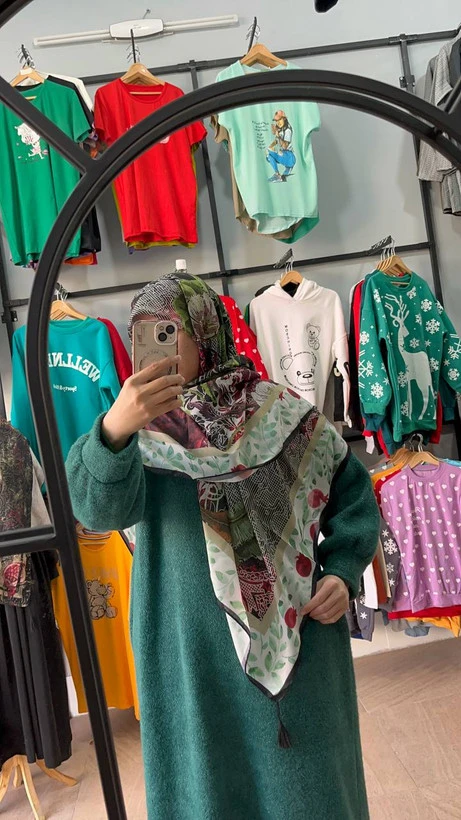 روسری نخی زنانه یلدایی قواره ۱۴۰