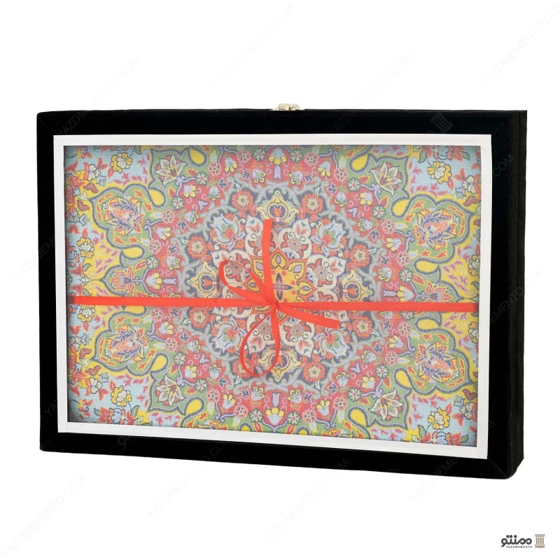 رومیزی ترمه مربع طرح آسمان رنگ زرد با جعبه