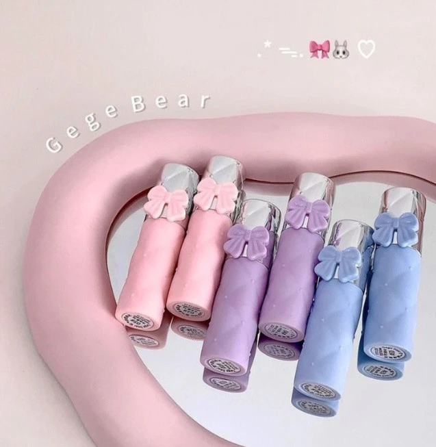 رژلب پاپیونی مخملی مایع پینترستی𝘎𝘦𝘨𝘦 𝘉𝘦𝘢𝘳 🎀🪞
